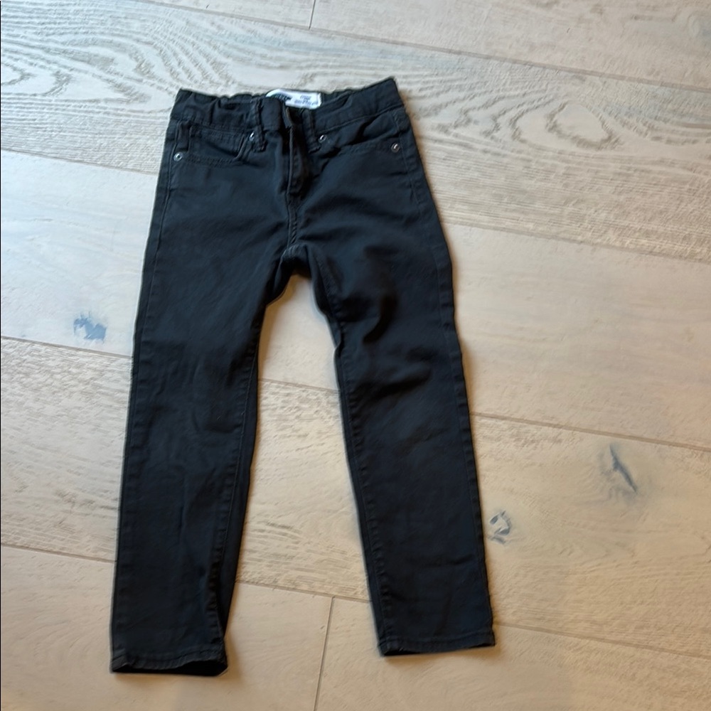 Black/Dark Gray Denim Jeans